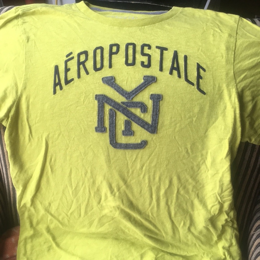 Men’s Medium Aeropostale T-shirt
